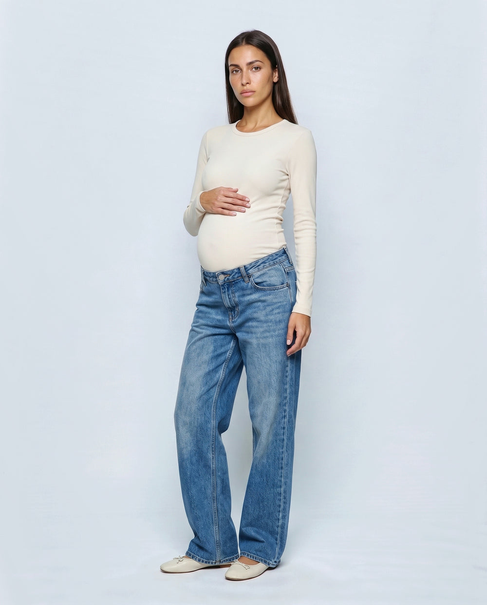 Remy Wide-Leg Maternity Jeans in Vintage blue, front view