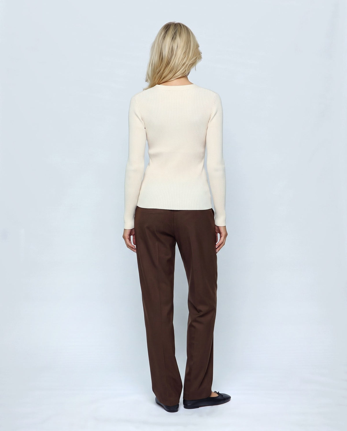 Alma Cross-Front Top in Milk cream, back view on a non-pregnant model
