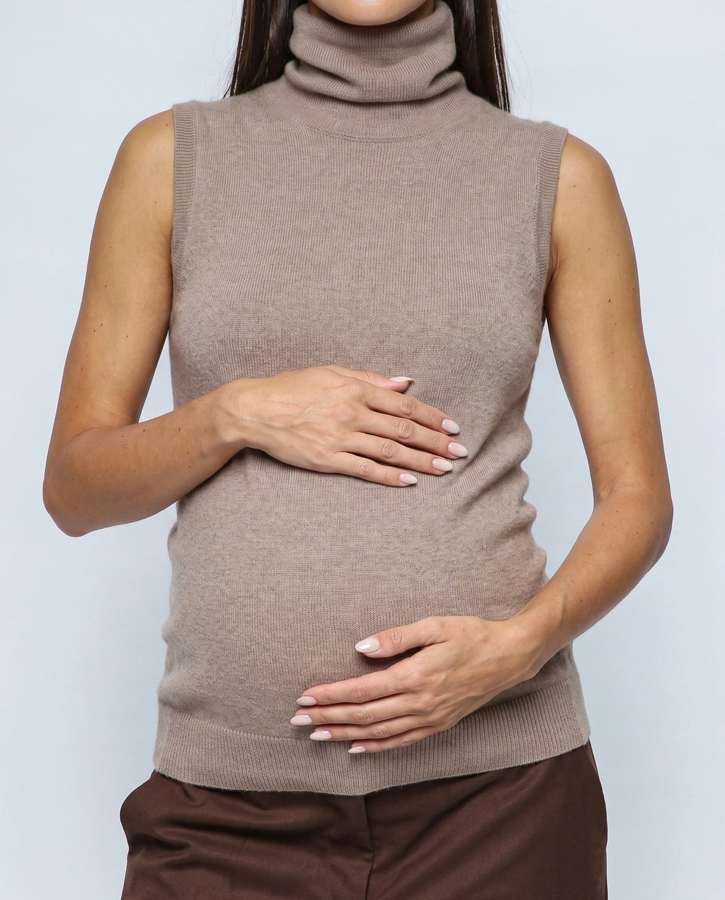 Noa Sleeveless Turtleneck in Camel taupe, fabric detail