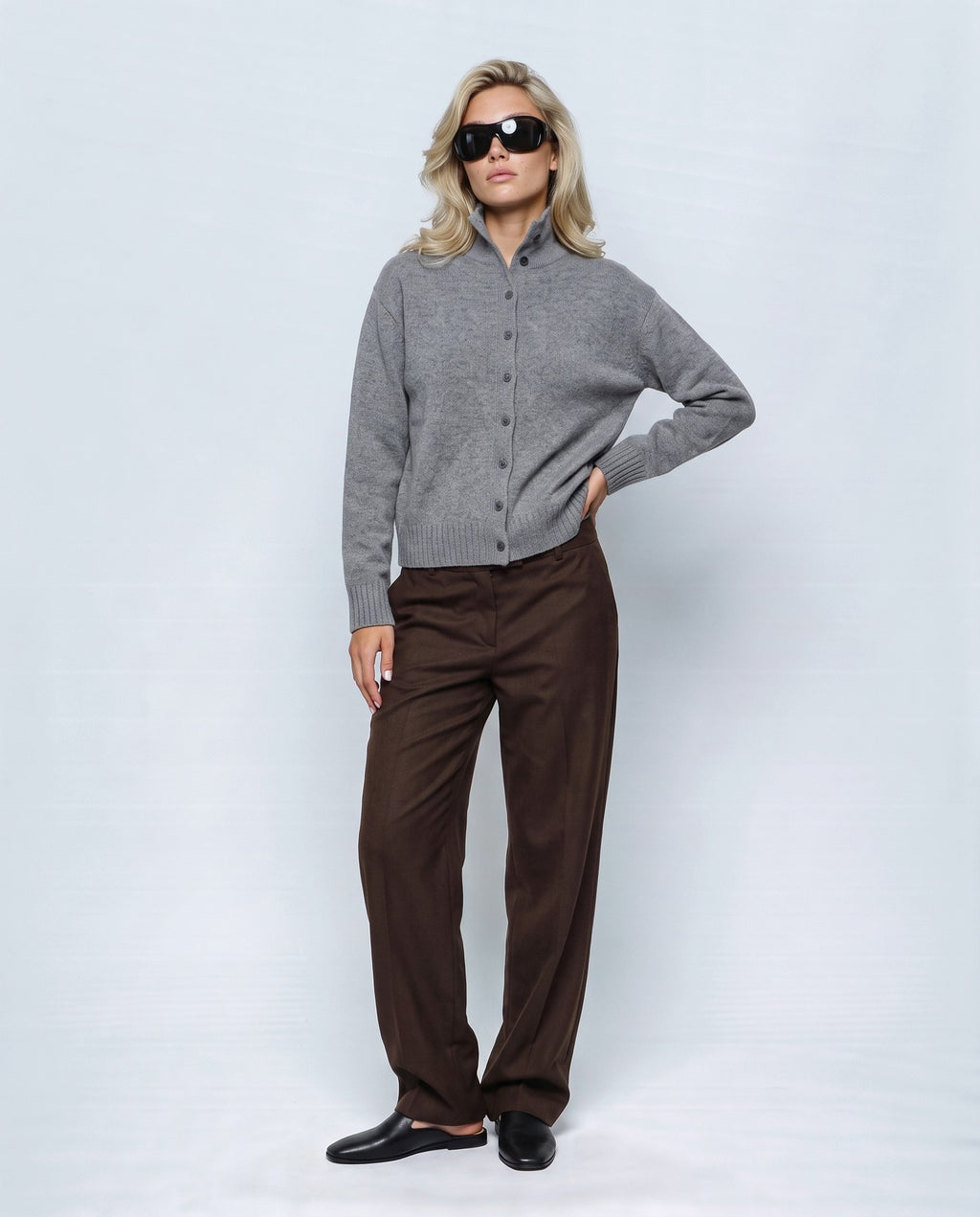 Sabine Cropped Cardigan in Paris grey, front view on a non-pregnant model